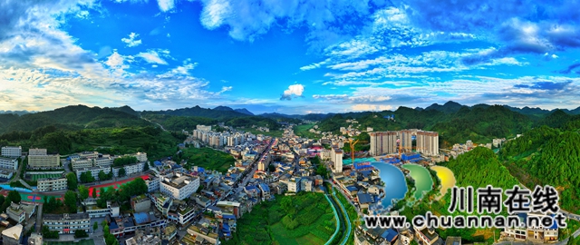 茅溪镇全景 李骁 摄.jpg