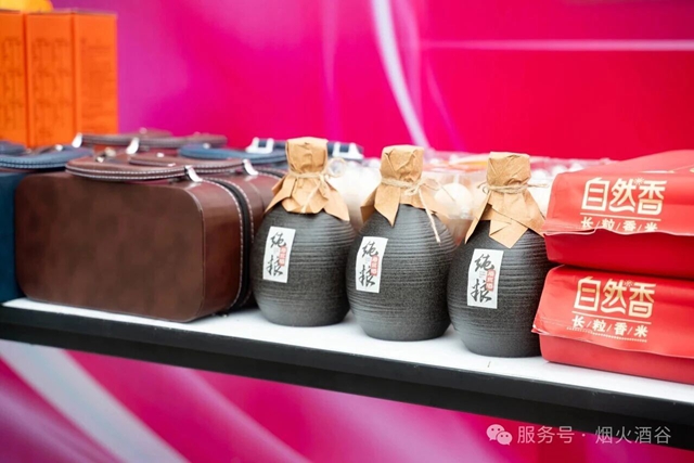 7月每个周末,泸州人都该去一趟!怀旧毕业季+夏夜光影,全月狂欢不重样(图3) 3.jpg