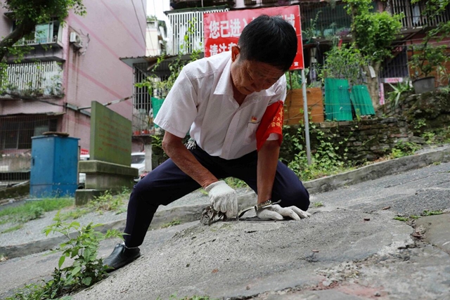 昨天,泸州“老汪”在人民大会堂接受表彰!(图5) 汪5.jpg