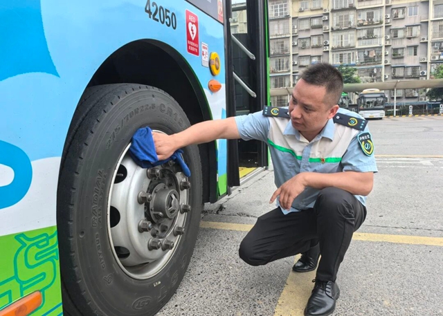 公交2.jpg