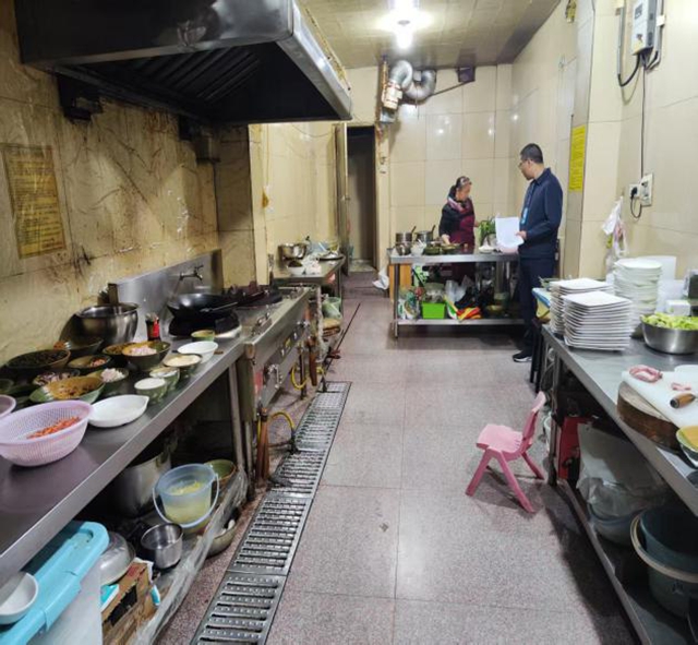 泸州市食品安全红黑榜(第九十期)(图32) 32.jpg