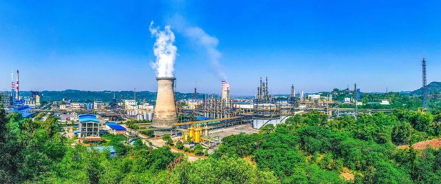 打造区域生产性服务业发展高地,泸州重点发力8个领域|读懂泸州市委九届十二次全会(图3) 全会3.jpg