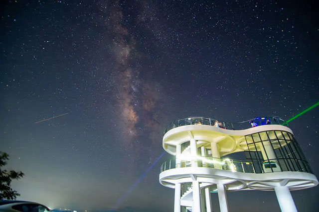赴一场星空之约!古蔺大小朋友追随英仙座流星雨解锁宇宙浪漫(图4) 4.jpg