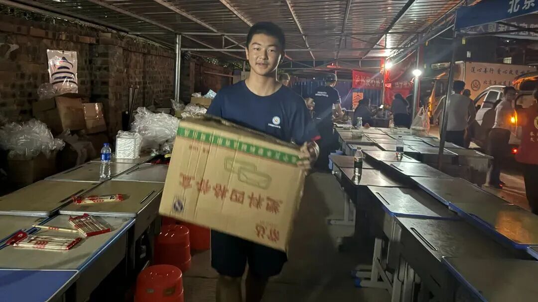 泸州市二十八中李智阳,欢迎返校→(图4) 4.jpg