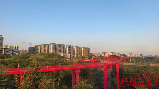 不追落日,在泸州这座网红公园接住每一个黄昏(图5) 5.jpg