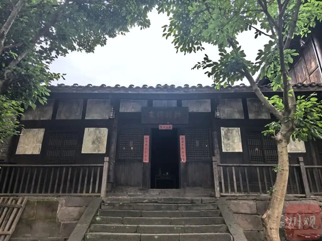 古蔺:那个为红军提墨桶的“雕塑小孩”,后来用了30年把长征讲给30多万人听(图4) 4.jpg