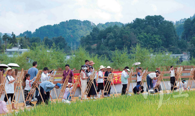 田埂当会场,农民站C位!古蔺这个“土味”十足的丰收盛会,唱响“蔺州粮仓”名号(图3) 3.jpg