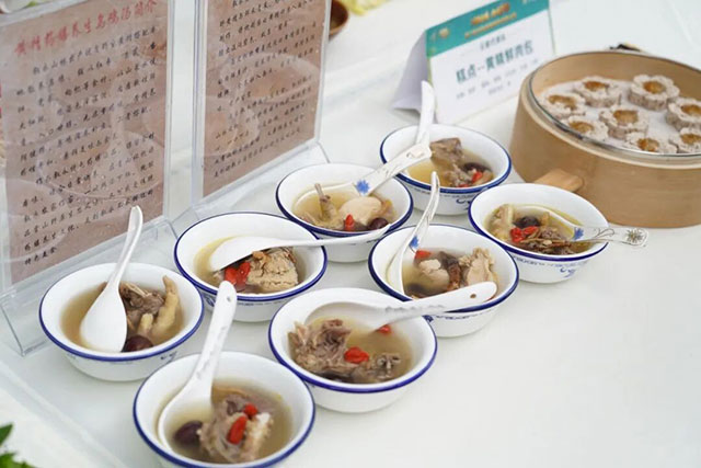 药香润酒城膳艺竞芳华|第三届川南渝西康养药膳大赛圆满落幕(图12) 13.jpg