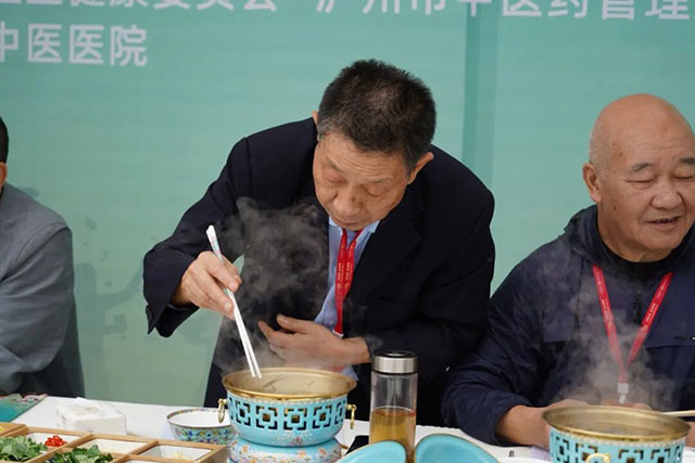 药香润酒城膳艺竞芳华|第三届川南渝西康养药膳大赛圆满落幕(图26) 27.jpg