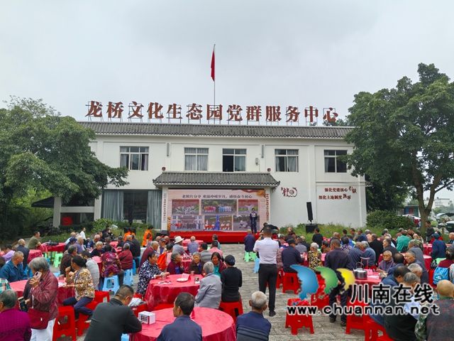 老照片故事分享.jpg