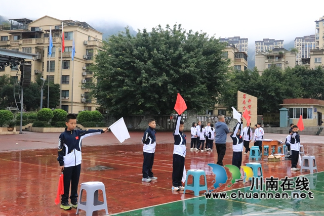 旗语传令 (2).JPG