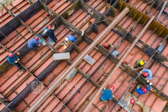 赶订单！《人民日报》关注泸州复工复产情况(图10)