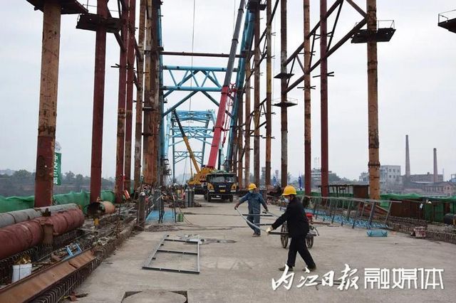 “抢”！28公里川南城际铁路内江段已铺到这里(图5)