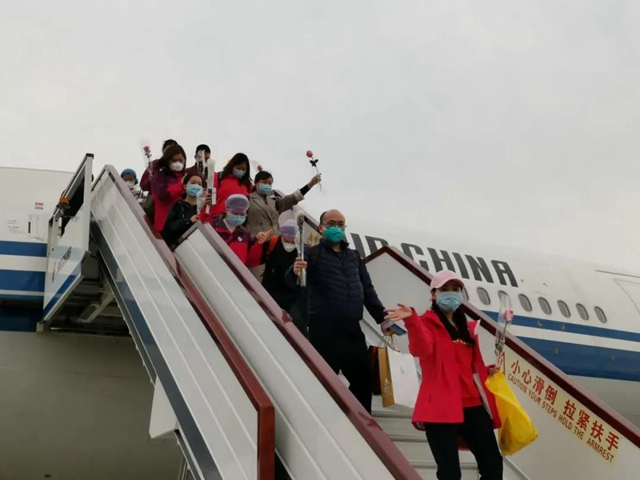 四川第六批援湖北医疗队回家,将去仁寿黑龙滩隔离修整(图7) 四川第六批援湖北医疗队回家,将去仁寿黑龙滩隔离修整(图7)