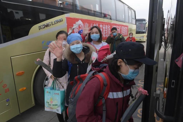 四川第六批援湖北医疗队回家,将去仁寿黑龙滩隔离修整(图9) 四川第六批援湖北医疗队回家,将去仁寿黑龙滩隔离修整(图9)