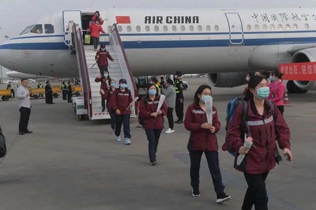 四川第六批援湖北医疗队回家,将去仁寿黑龙滩隔离修整(图8) 四川第六批援湖北医疗队回家,将去仁寿黑龙滩隔离修整(图8)