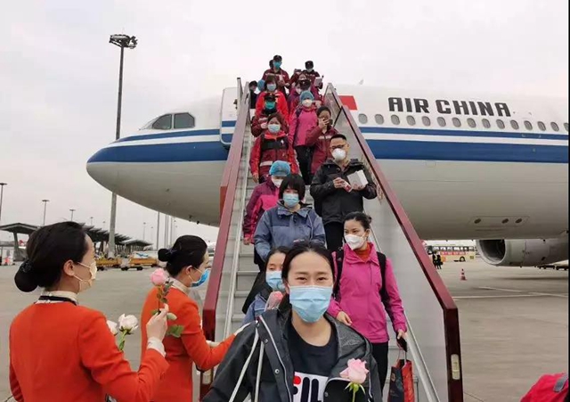 四川第六批援湖北医疗队回家,将去仁寿黑龙滩隔离修整(图4) 四川第六批援湖北医疗队回家,将去仁寿黑龙滩隔离修整(图4)