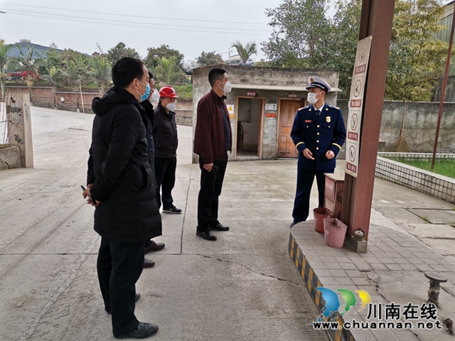 泸州消防:“线上线下”双线作战 坚决打赢复工复产消防保卫战(图6) 泸州消防支队:“线上线下”双线作战 坚决打赢复工复产消防保卫战(图6)