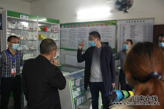 泸县建校开学复课准备工作接受县级评估检查(图3)