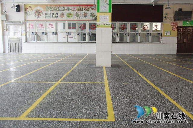 泸县建校开学复课准备工作接受县级评估检查(图5)