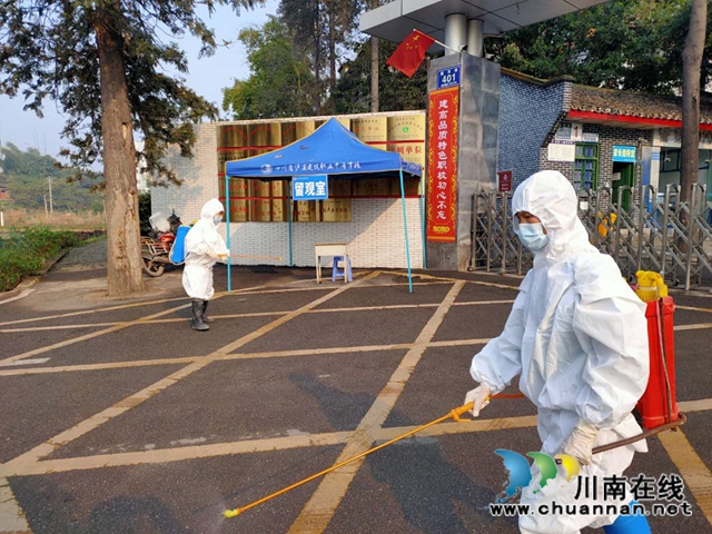 泸县建校开学复课准备工作接受县级评估检查(图16)