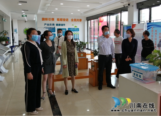 合江县委统战部到泸县玉蟾街道清平社区考察统战工作(图3) 合江县委统战部到泸县玉蟾街道清平社区考察统战工作(图3)