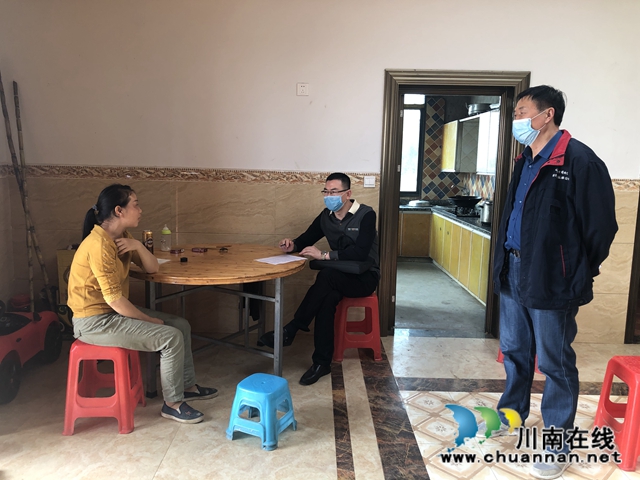 泸县政协副主席朱兵督导脱贫攻坚工作