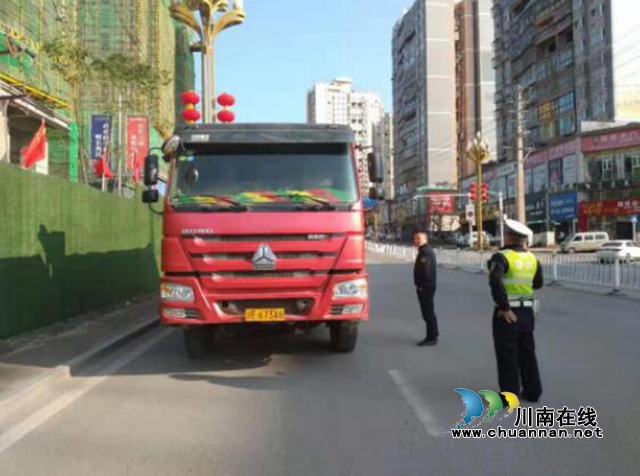 古蔺县综合行政执法局：狠抓道路扬尘治理  改善城区空气质量