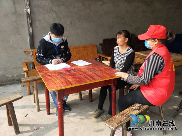 泸县玉蟾街道开展低保提标入户核查工作