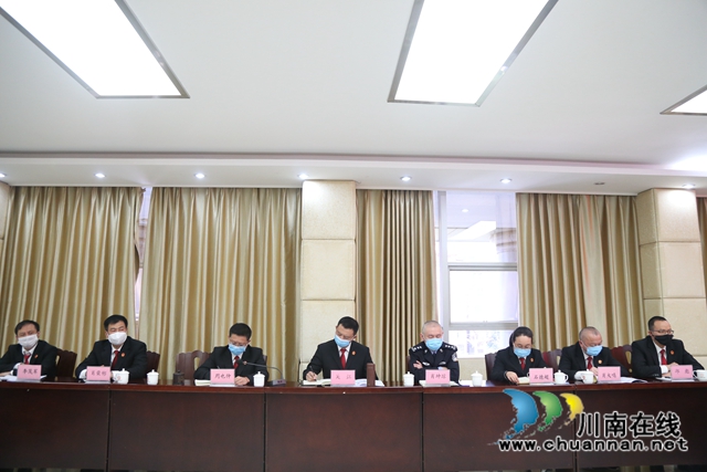 纳溪区法院贯彻落实全市法院院长会暨党风廉政建设和反腐败工作会精神(图5)
