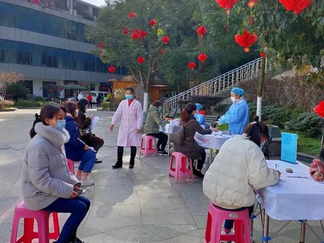 【时间轴】取消休假、去武汉、上一线······西南医大附院这两个月不负所托！(图21)