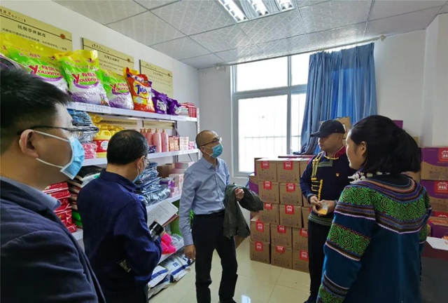 【脱贫攻坚】西南医大附院：送健康送温暖，还送去了一趟精心准备的课！(图2)