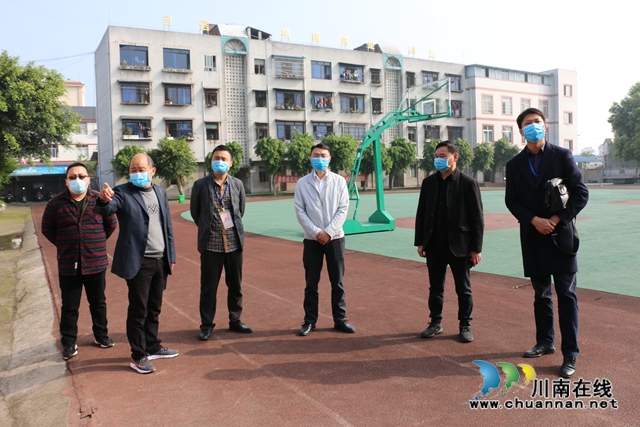 泸县潮河镇开展学校复课安全检查