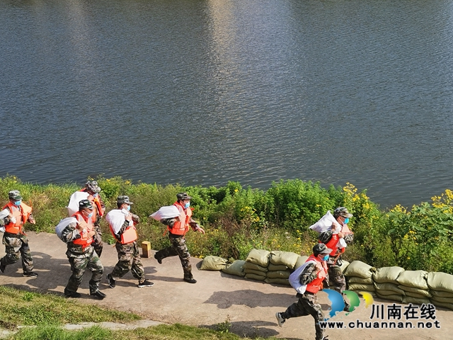 泸县牛滩镇开展综合应急演练(图3) 泸县牛滩镇开展综合应急演练(图3)