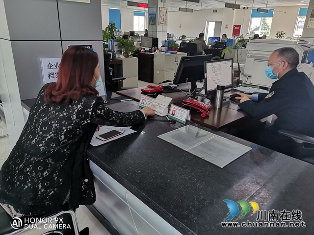 纳溪区行政审批局：推行政务服务“好差评”制度