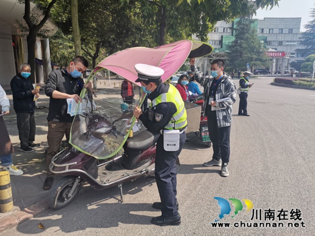 泸县玉蟾街道开展道路交通安全专项整治行动(图7)