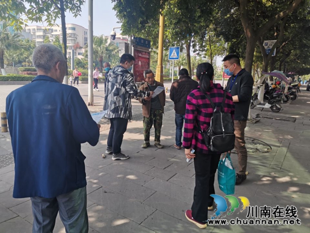 泸县玉蟾街道开展道路交通安全专项整治行动(图6)