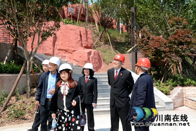 古蔺县法院院长汪小川到四川古鼎房地产开发有限公司调研破产重整推进情况(图4) 古蔺县法院院长汪小川到四川古鼎房地产开发有限公司调研破产重整推进情况(图4)