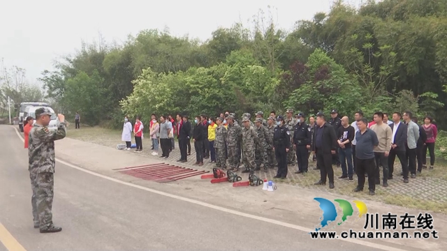 以练促战，合江县大桥镇开展应急综合演练(图2)