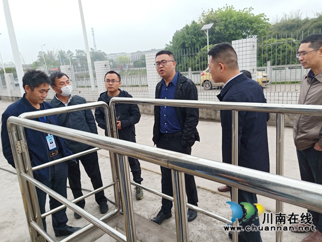 章磊率队督导龙溪河河长制工作(图2)