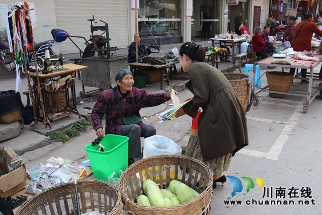 国家安全日 泸县百和镇综合行政执法在行动(图3)