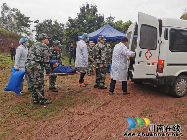 泸县潮河镇开展2020年综合应急演练(图4) 泸县潮河镇开展2020年综合应急演练(图4)