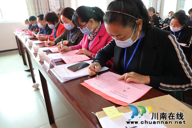 龙马潭:民生实事干什么?人民群众说了算!(图4) 龙马潭:民生实事干什么?人民群众说了算!(图4)