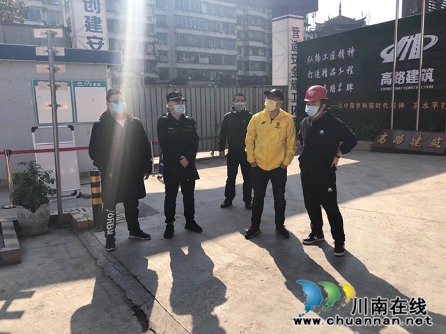 龙马潭区红星街道加强疫情防控常态化下安全生产工作(图1)