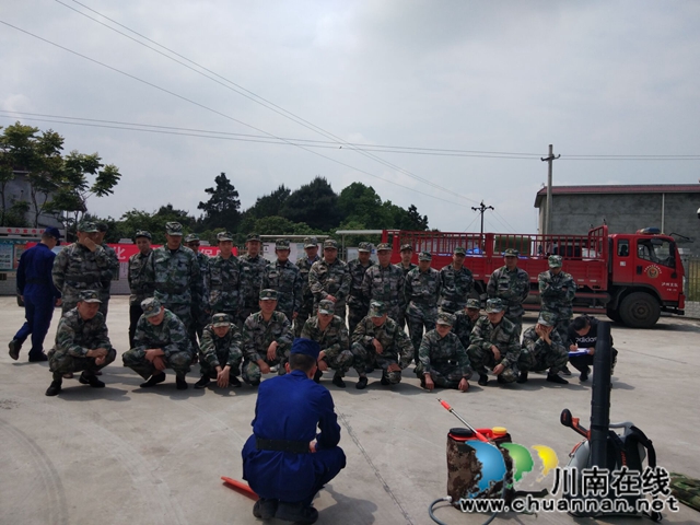 泸县立石镇开展应急中队2020年实战化训练(图3) 泸县立石镇开展应急中队2020年实战化训练(图3)