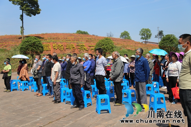 纳溪：修化粪池起纠纷两邻居大打出手 法院巡回审判化解恩怨(图3)