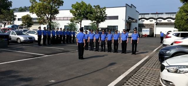 泸县综合行政执法局组织执法人员开展大练兵活动(图2) 泸县综合行政执法局组织执法人员开展大练兵活动(图2)