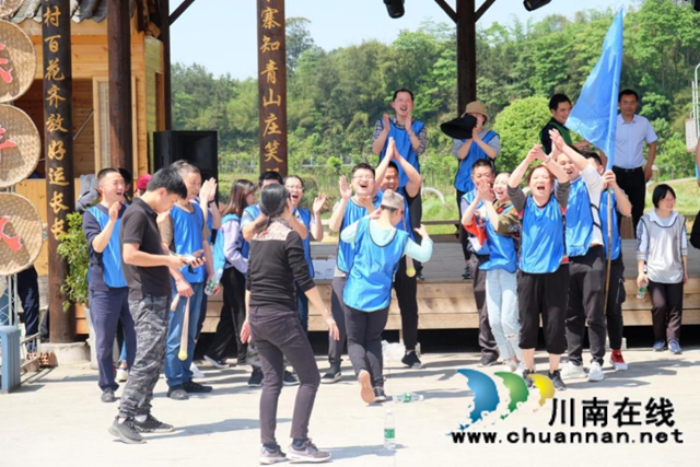 龙马潭区鱼塘街道开展“阳春踏青赏美景，携手共进建新功”主题春游活动(图3)