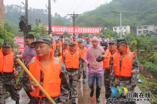 龙马潭区罗汉街道开展防汛应急演练(图5)