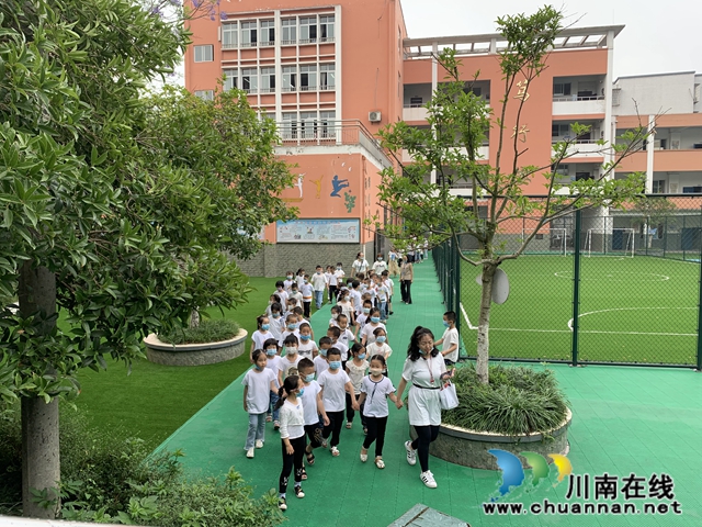 泸县云龙镇学校开展幼小衔接活动(图3)